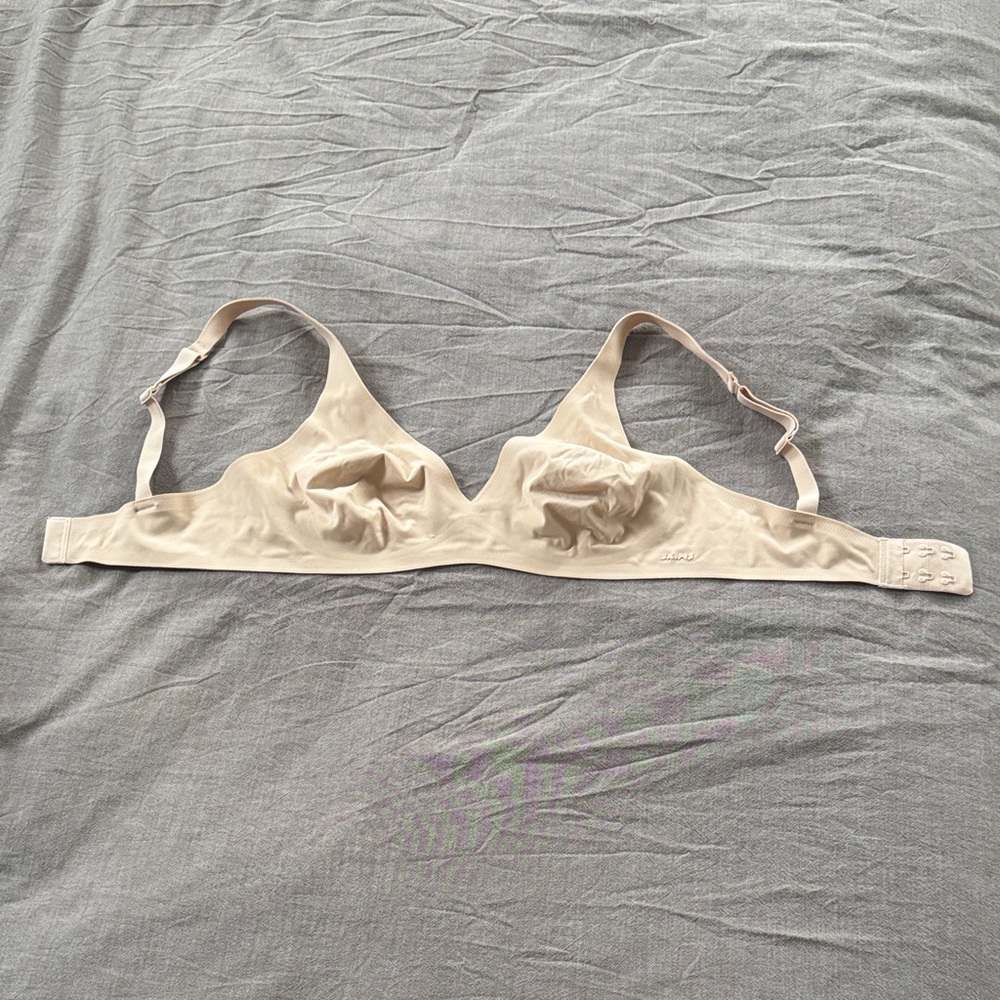 SKIMS Light Beige Bra